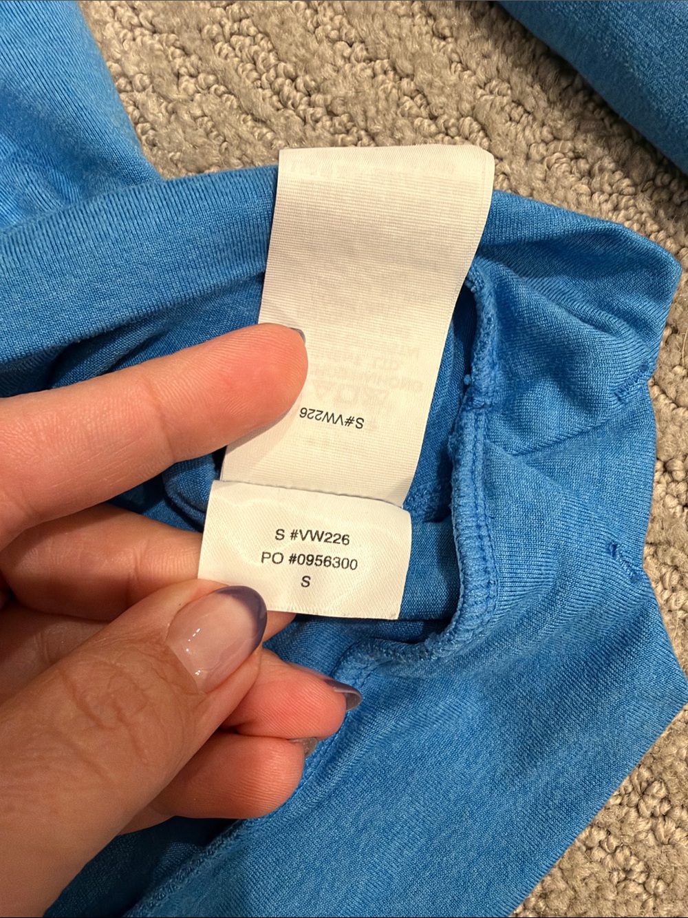 Women’s Lightweight Blue Vuori Hooded Sweatshirt - Picture 7 of 7